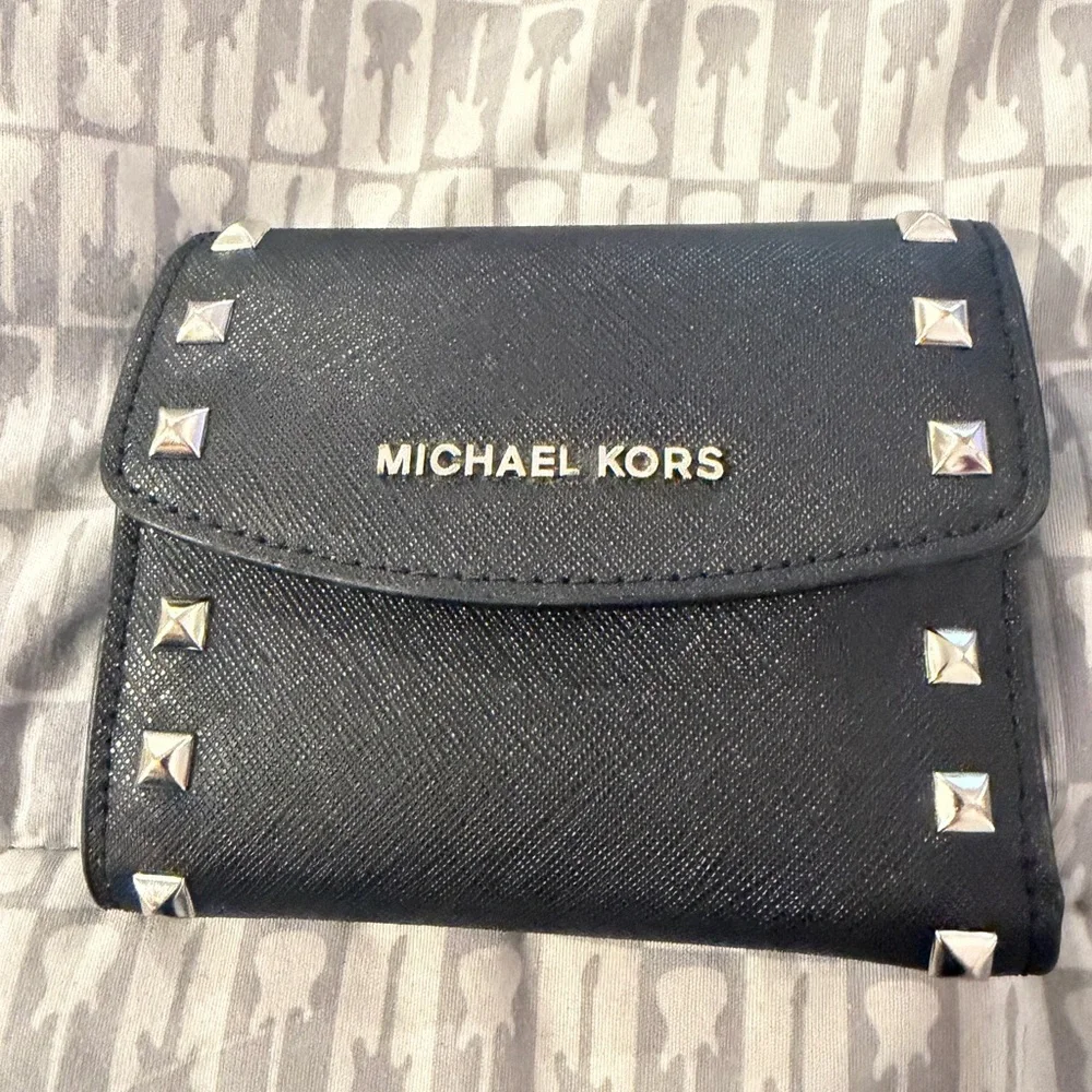 Michael Kors black saffiano leather studded wallet - Picture 1 of 4